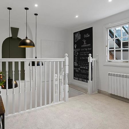 Luxe Courtyard Apartment For 4 Near Exeter City Centre Екстер'єр фото